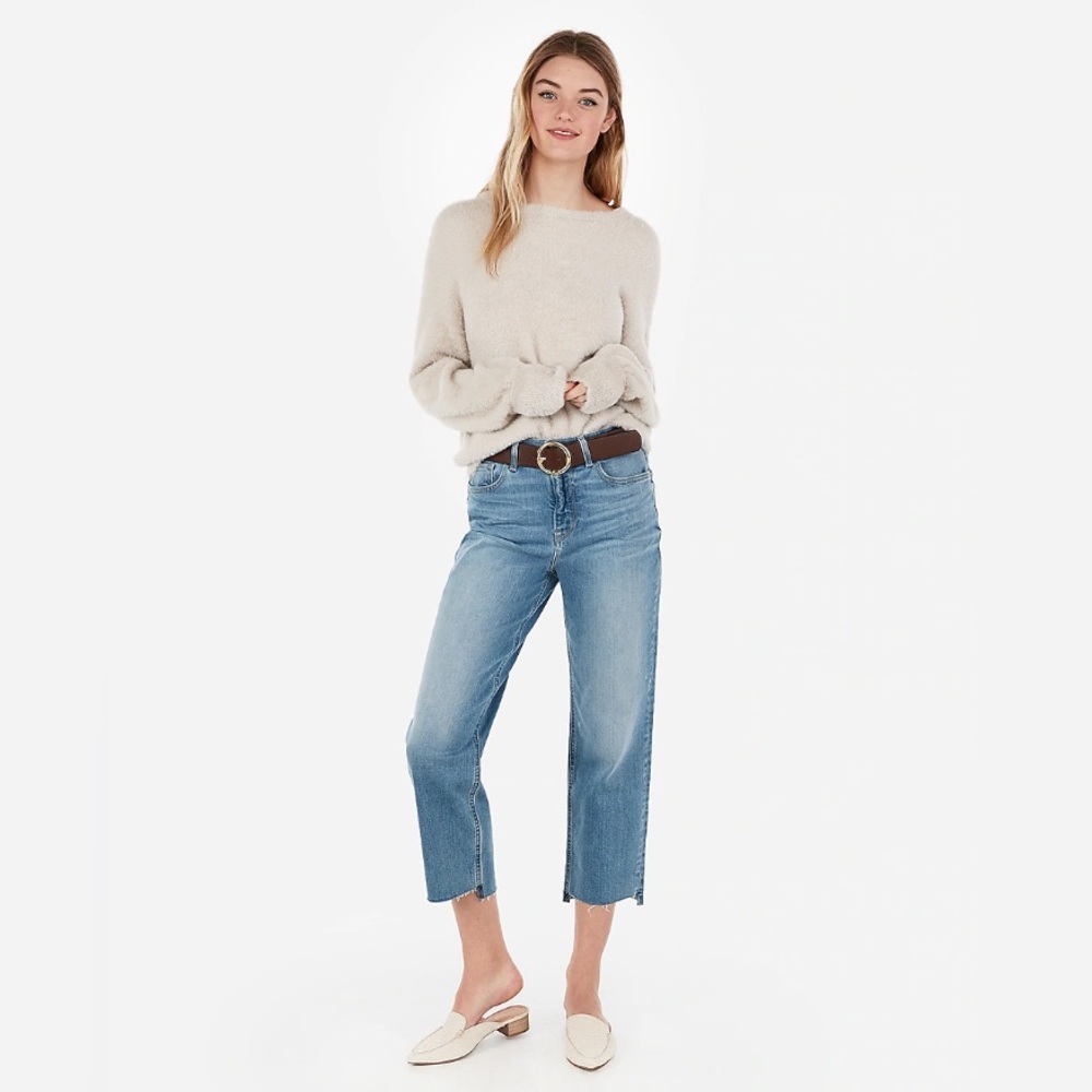 Express women’s Fuzzy Balloon Sleeve SUPER SOFT Alabaster Crew Neck Sweater